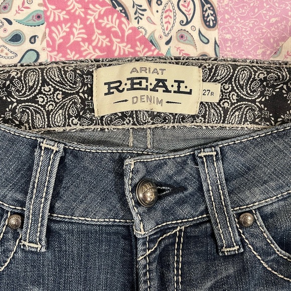 27r Ariat Jeans - Picture 2 of 9